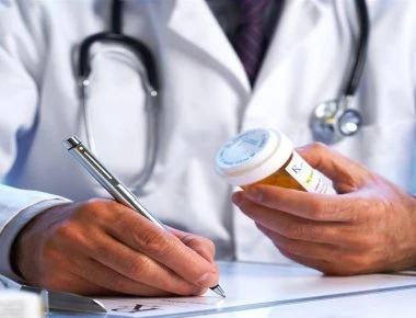 Στάση εργασίας από τους νοσοκομειακούς γιατρούς 12:00 με 15:00